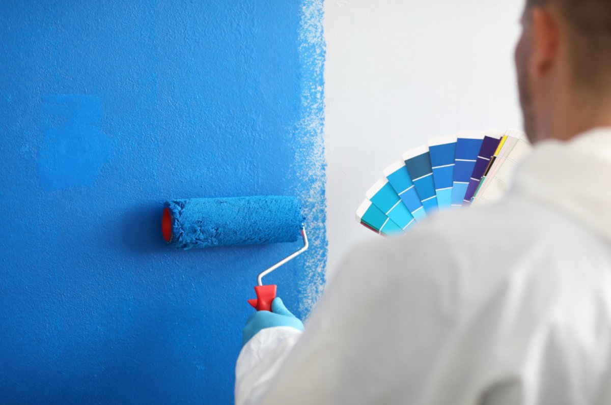 Cómo preparar y proteger superficies antes de pintar: guía paso a paso para un acabado profesional